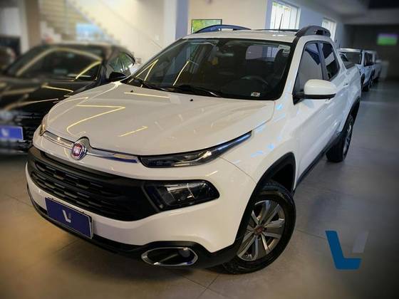 FIAT TORO 1.8 16V EVO FLEX FREEDOM AT6 FIAT TORO 1.8 16V EVO FLEX FREEDOM AT6